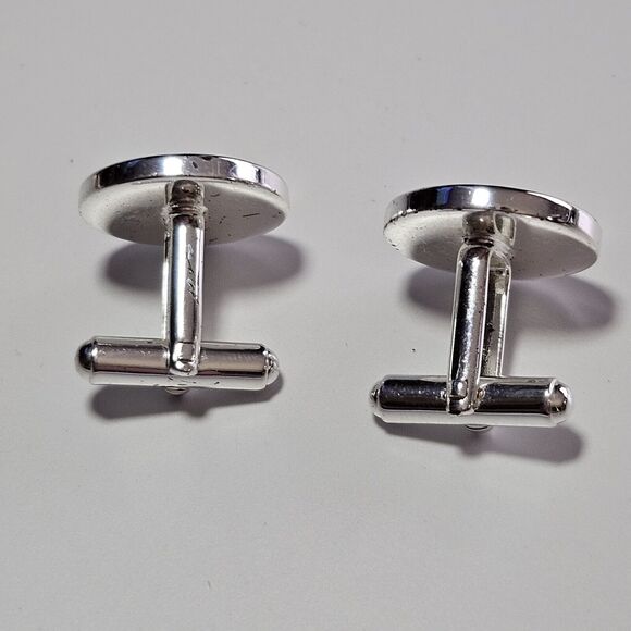 **Sale** Geoffrey Beene Silver Tone And Mother Of Pearl Cufflinks - Picture 6 of 8
